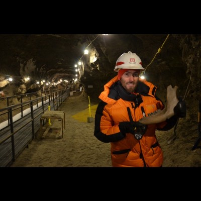 The tunnel is chock full of Pleistocene mammal bones. Pat’s holding the jaw of a steppe bison.