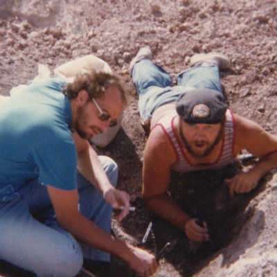 Jack excavating Maiasaura peeblesorum&nbsp;with colleague and friend Bob Makela.
&nbsp;