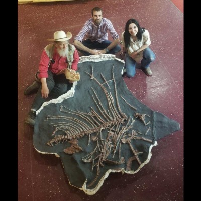 Dr. Bob with "Bonnie" the Dimetrodon at the Whiteside Museum of Natural History in Seymour, Texas along with Chris Fils, the museum director and Holly Simon the assistant director.&nbsp;