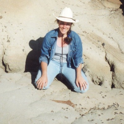 Working in Dinosaur Provincial Park in 2000 and finding some of her first Cretaceous dinosaurs.&nbsp;