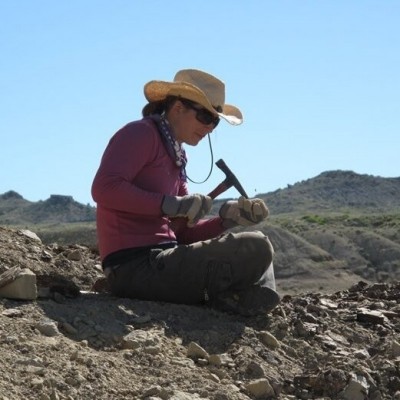Ellen at her field site in the Big Horn Basin, Wyoming. 