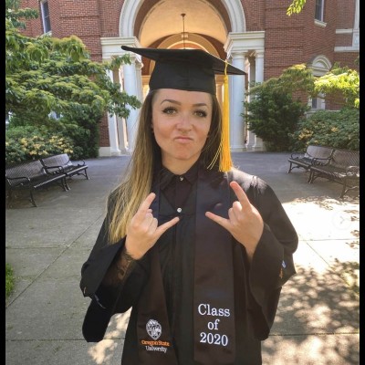 Lindsay graduated from Oregon State University in the pandemic year of 2020 with a degree in Zoology.
