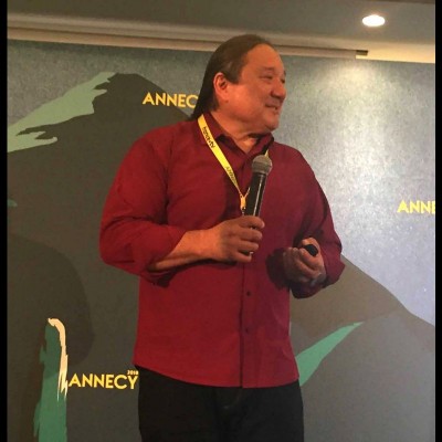 Stuart fielding questions from his students..