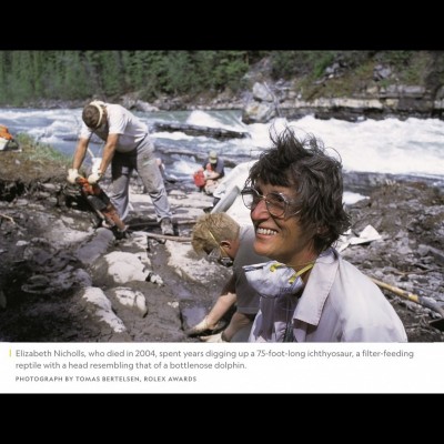 Betsy Nicholls and the gigantic Shonisaurus from British Columbia.