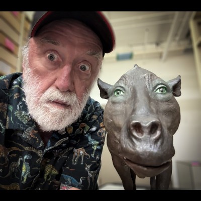 Ray feeling the dark Hell Pig power of the Hyus! Check out the Ratfish Wranglers tune inspired by these 'evil' entelodonts at https://www.youtube.com/watch?v=RwumwGR9_ww